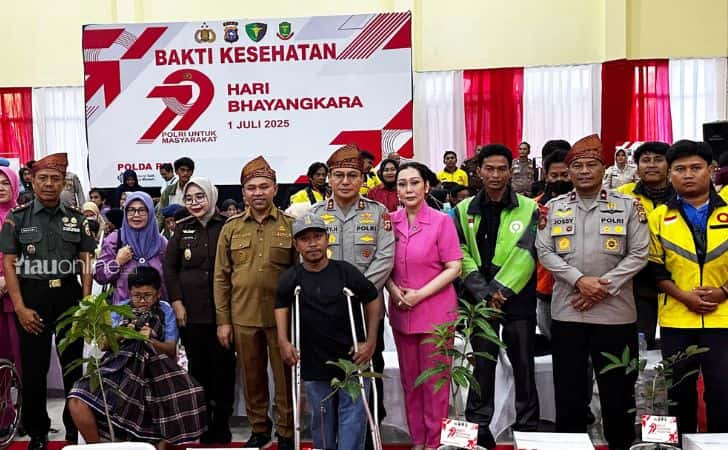 Gubernur-Riau-Abdul-Wahid-didampingi-Kapolda-Riau7.jpg