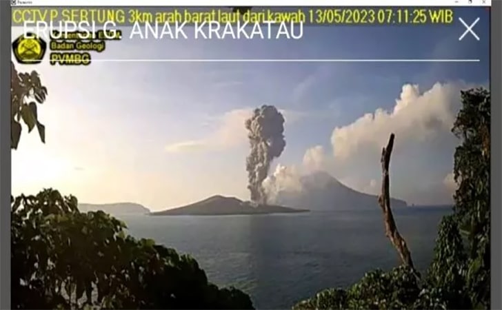 Gunung-Anak-Krakatau2.jpg