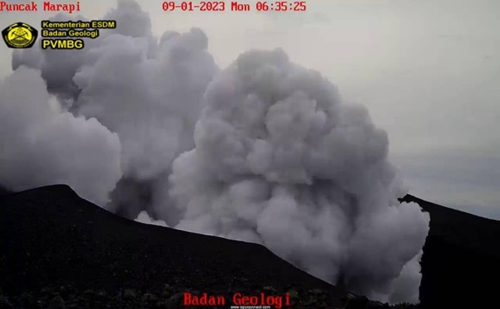 Gunung-Marapi-Erupsi.jpg