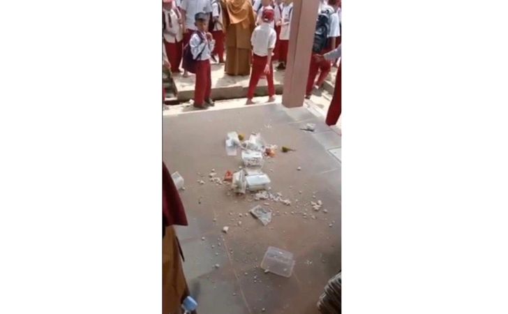 Guru-banting-nasi-kotak2.jpg