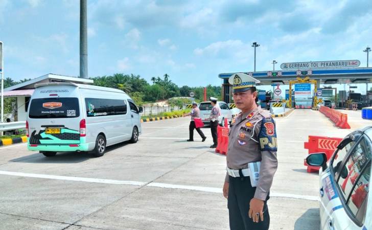 H4-Lebaran-Lalu-Lintas-Riau-Lancar-Meski-Arus-Balik-Meningkat-Tajam.jpg