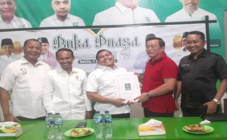 Halim-daftar-calon-bupati-di-PKB2.jpg