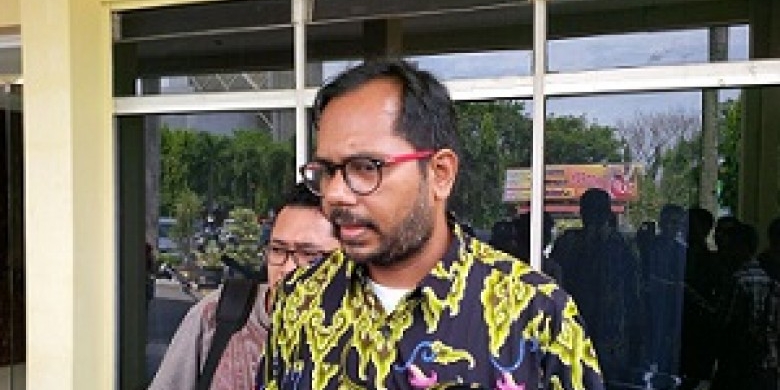 Haris-Azhar-di-Polda.jpg