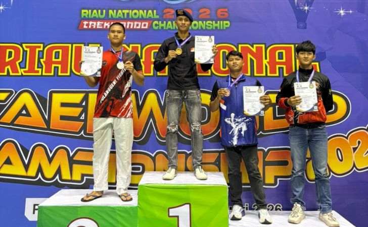 Harumkan-Nama-Kesatuan-Personel-Brimob-Riau-Juara-Taekwondo-Nasional.jpg