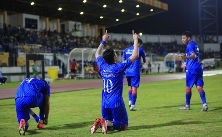 Hattrick-Gamaroni-Bawa-PSPS-Pekanbaru-Tundukkan-Persekat-4-2.jpg