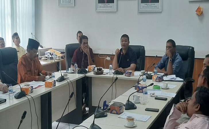 Hearing-DPRD-Kuansing-dengan-guru-tk-dan-paud.jpg