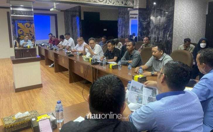 Hearing-DPRD-Pekanbaru-Memanas-My-Republic-Tak-Mampu-Tunjukkan-Izin.jpg