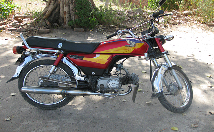 Honda-CD70-2.jpg