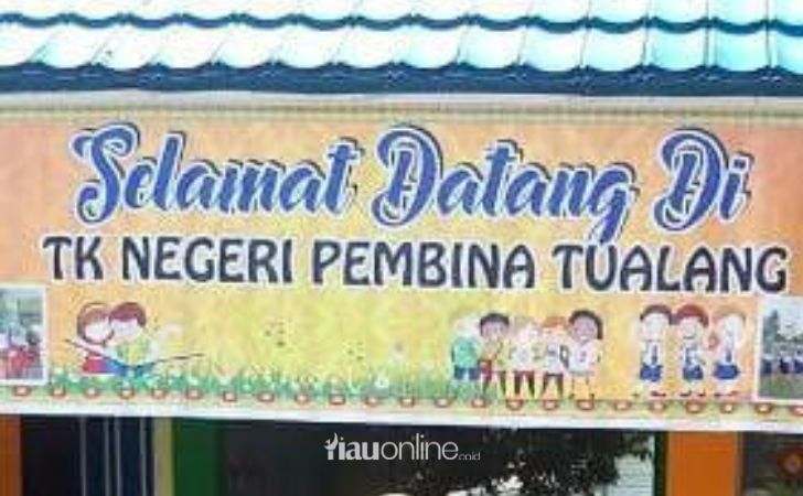 Honorer-TK-Negeri-Pembina-Tualang-Diduga-Dipecat-Sepihak-oleh-Kepala-Sekolah.jpg
