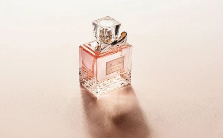Ilustrasi-Parfum.jpg