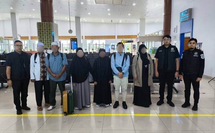 Imigrasi-Pekanbaru-Menunda-Keberangkatan-6-Calon-Jemaah-Haji-Nonprosedural.jpg