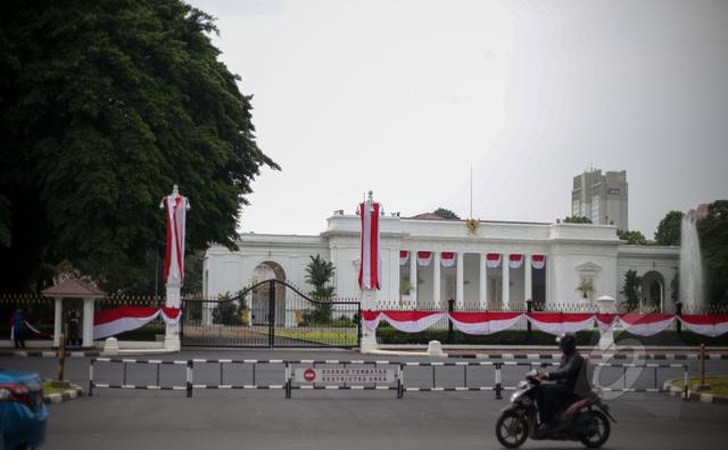 Istana-Merdeka.jpg