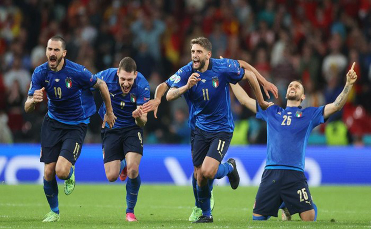Italia-menang.jpg