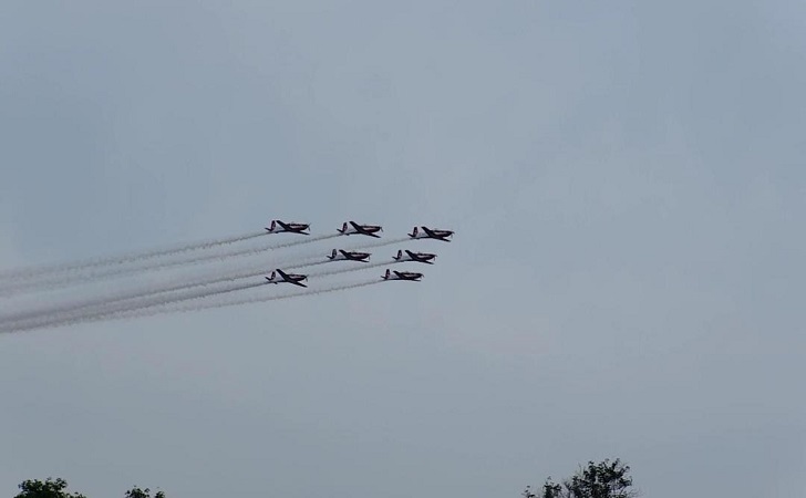 JAT-di-langit-pekanbaru.jpg