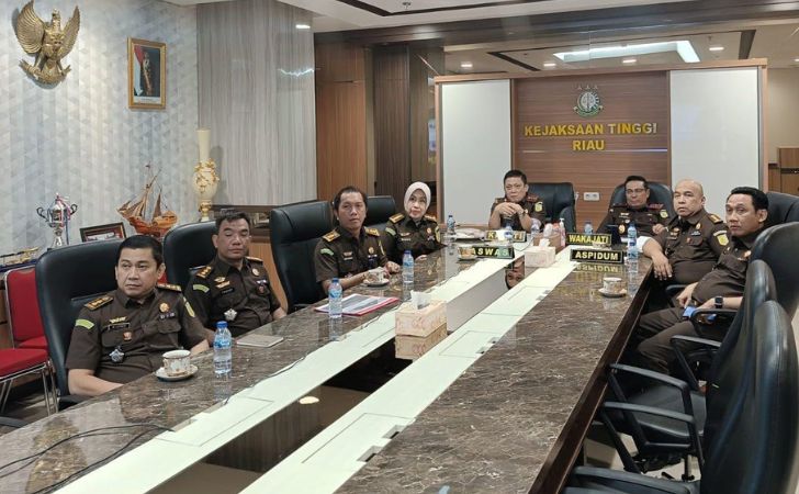 Jaksa-kejati-riau.jpg