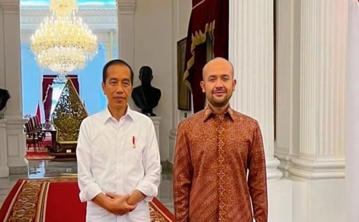 Jokowi-bersama-Akbar-Himawan-Buchari.jpg