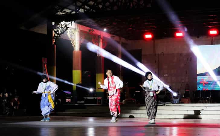 KRI-Dewaruci-Gelaran-Muhibah-Budaya-Jalur-Rempah-2024.jpg
