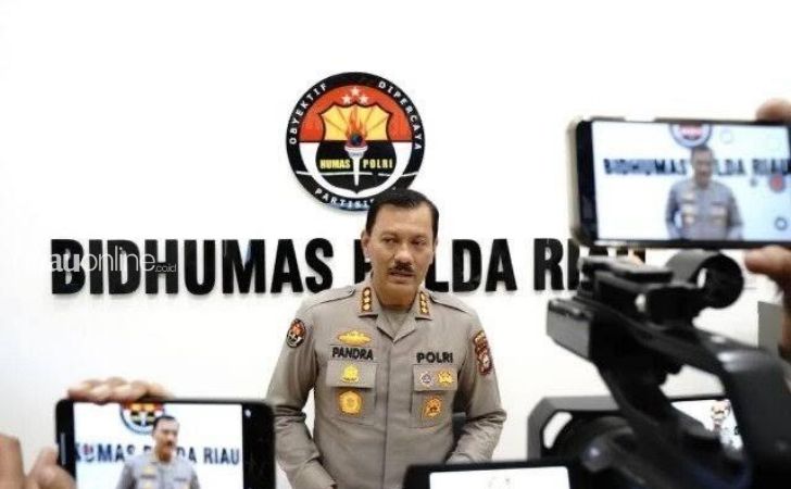 Kabid-Humas-Polda-Riau-Kombes-Pol-Zahwani-Pandra-Arsyad.jpg