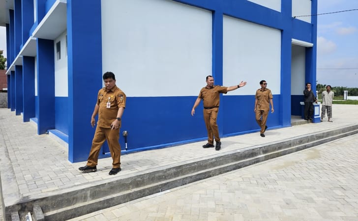 Kadisdik-pantau-smpn-52-pekanbaru.jpg
