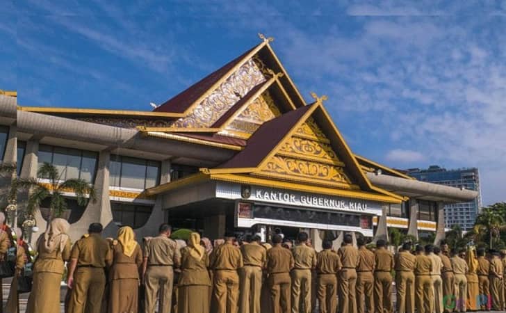 Kantor-Gubernur-Riau.jpg