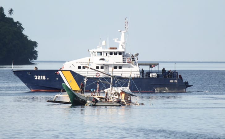 Kapal-asing-pencuri-ikan-di-laut-RI.jpg