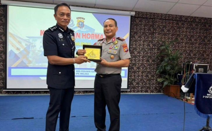 Kapolda-Riau-Ketua-Polis-Melaka2.jpg