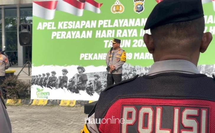Kapolda-Riau-Pimpin-Apel-Kesiapan-Pengamanan-Lebaran-Tekankan-Pelayanan-Humanis.jpg