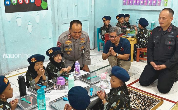 Kapolda-Rocky-Gerung-cek-MBG.jpg