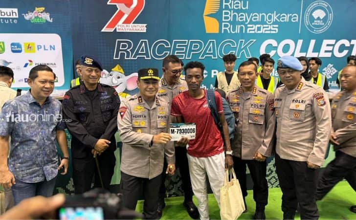 Kapolda-bersama-calon-pserta-rbr-2025.jpg