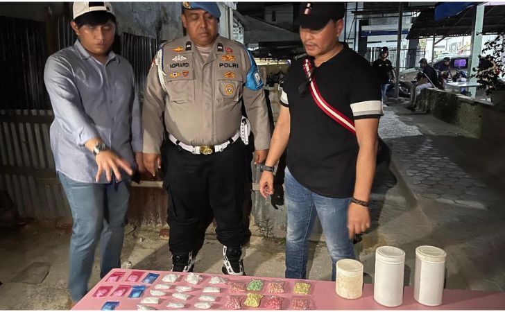 Kasatresnarkoba-Polresta-Pekanbaru-AKP-Noki-Loviko-kanan.jpg