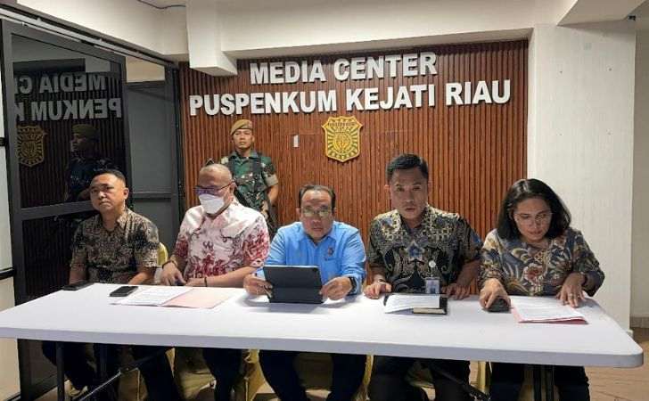 Kasus-Kredit-Fiktif-di-BPR-Indra-Arta-9-Orang-Ditetapkan-Tersangka-oleh-Kejari-Inhu.jpg