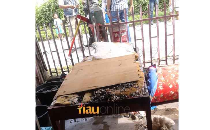 Kebakaran-Rumah-Urut-Keluarga.jpg