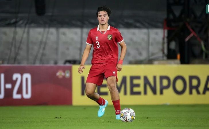 Kedatangan-Tembok-Baru-Brandon-Scheunemann-Resmi-Berseragam-PSPS.jpg