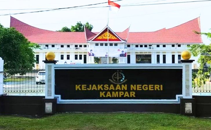 Kejari-Kampar-kantor2.jpg