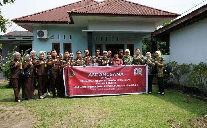 Kejari-Pekanbaru-Sambangi-Purnaja-Wujudkan-Rasa-Hormat-dan-Terima-Kasih.jpg
