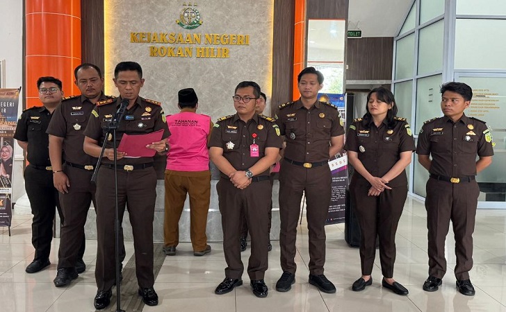Kejari-rohil-tetapkan-tersangka-korupsi.jpg