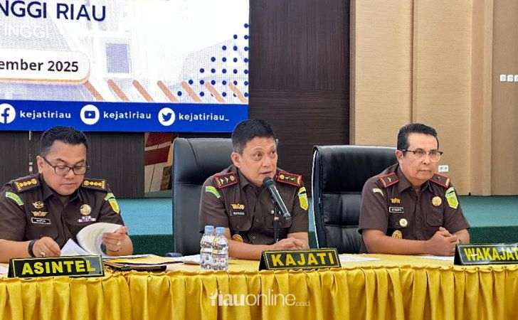 Kejati-Riau-Amankan-120-Proyek-Strategis-dan-Pidsus-Sepanjang-2025.jpg