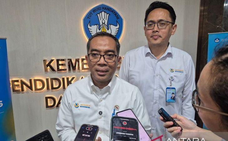 Kemdiktisaintek-Sediakan-Dana-Pengabdian-Tanggap-Bencana-bagi-Perguruan-Tinggi.jpg