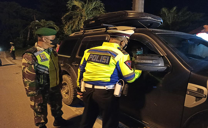 Kendaraan-disuruh-putar-balik2.jpg