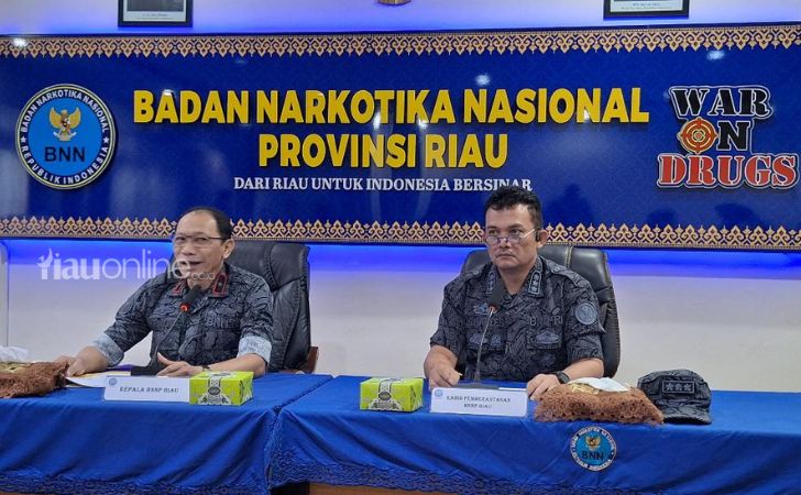 Kepala-BNN-Riau.jpg