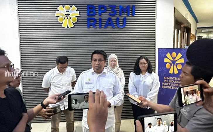 Kepala-BP3MI-Riau-Fanny-Wahyu-Kurniawan.jpg