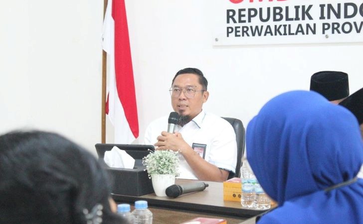 Kepala-Ombudsman-Republik-Indonesia-RI-Perwakilan-Riau-Bambang-Pratama.jpg