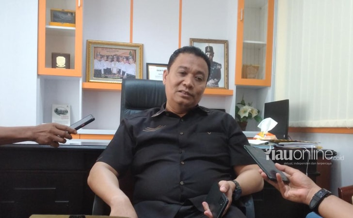 Ketua-Komisi-III-DPRD-Riau-Markarius-Anwar.jpg