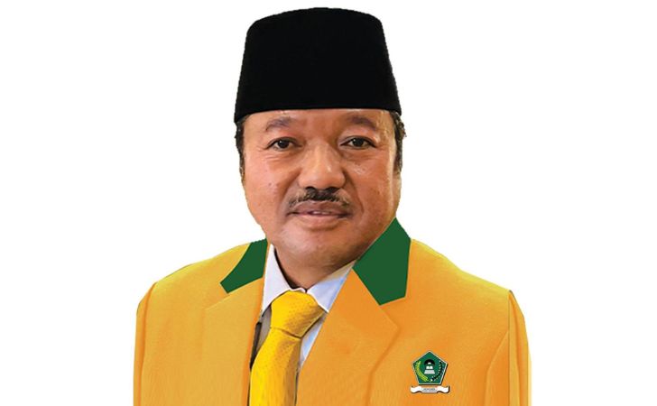 Ketua-Umum-DPP-Satkar-Ulama-Indonesia-Idris-Laena.jpg