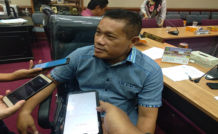 Ketua-komisi-II-Robin-Hutagalung.jpg