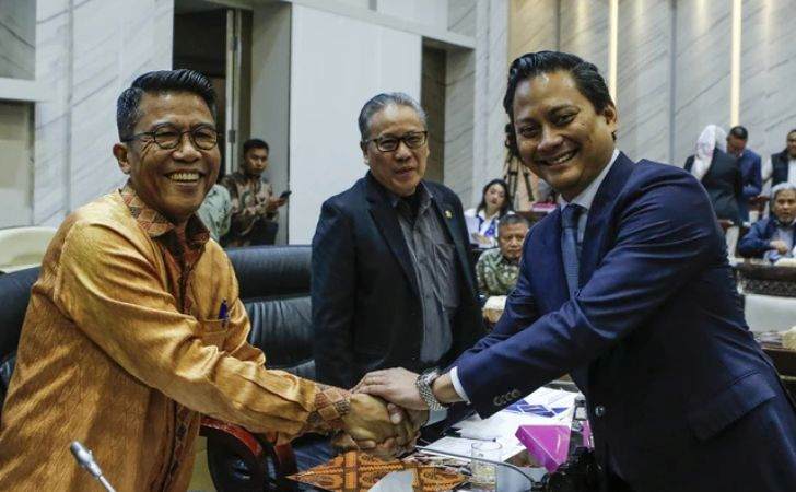 Komisi-XI-DPR-Sepakati-Thomas-Djiwandono-Jadi-Deputi-Gubernur-BI.jpg