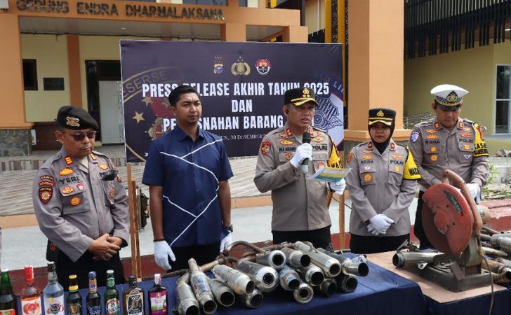 Konpres-akhir-tahun-polres-siak.jpg