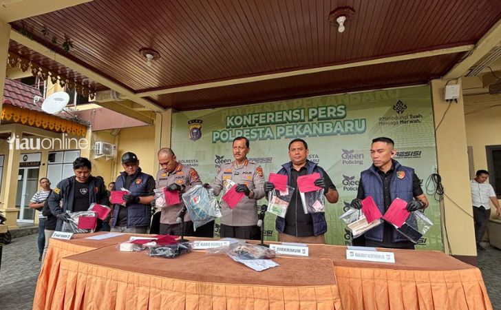 Konpres-perampokan-di-mapolda-riau.jpg
