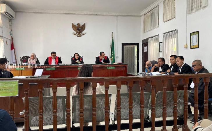 Korban-sidang-di-PN-Pekanbaru.jpg