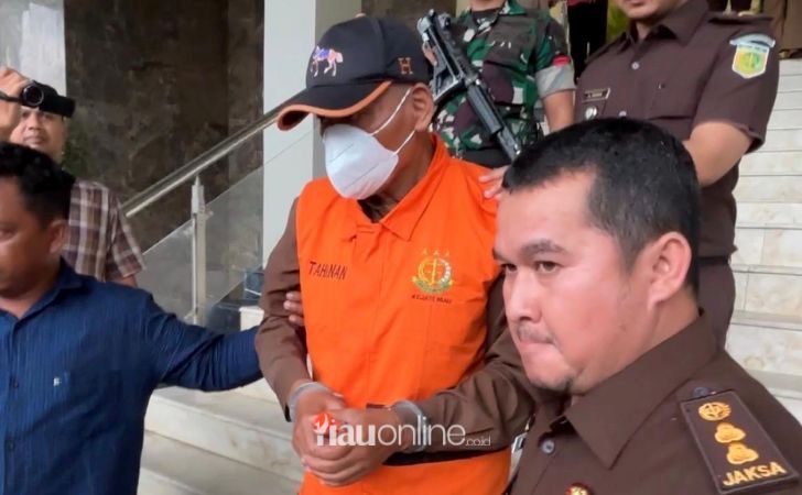Korupsi-PMKS-Bengkalis-Rugikan-Negara-Rp30-Miliar-Kejati-Riau-Tahan-Tersangka-J.jpg